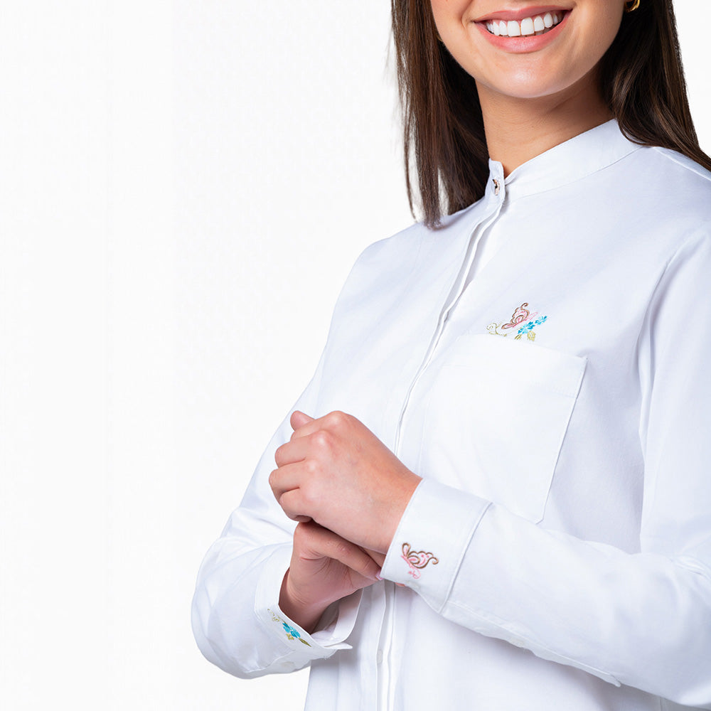 Blusa Mujer Cuello Nerú Lec Lee Blanca Con Bordado